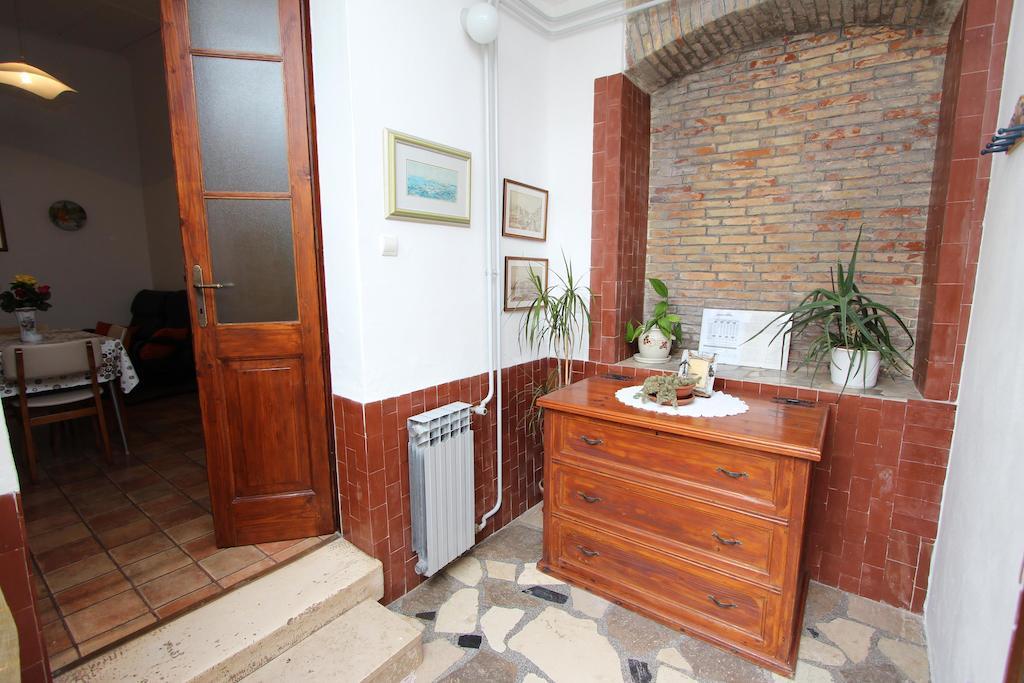 Apartment Riki روفينج الغرفة الصورة